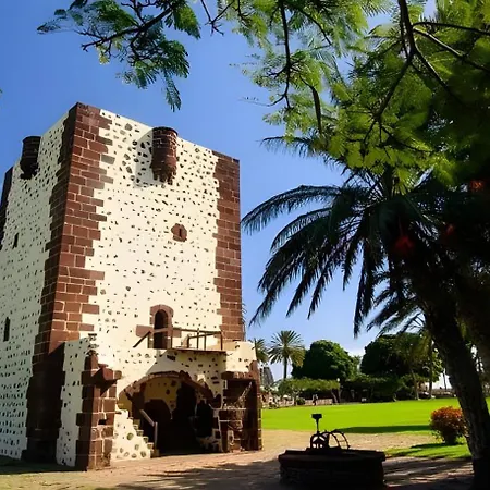 Miramar 4